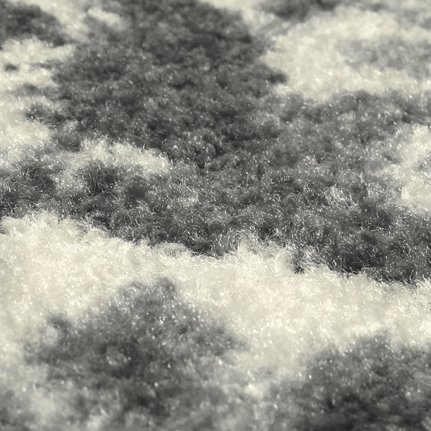 Area Rug Medallion Gray 20x34 Inches