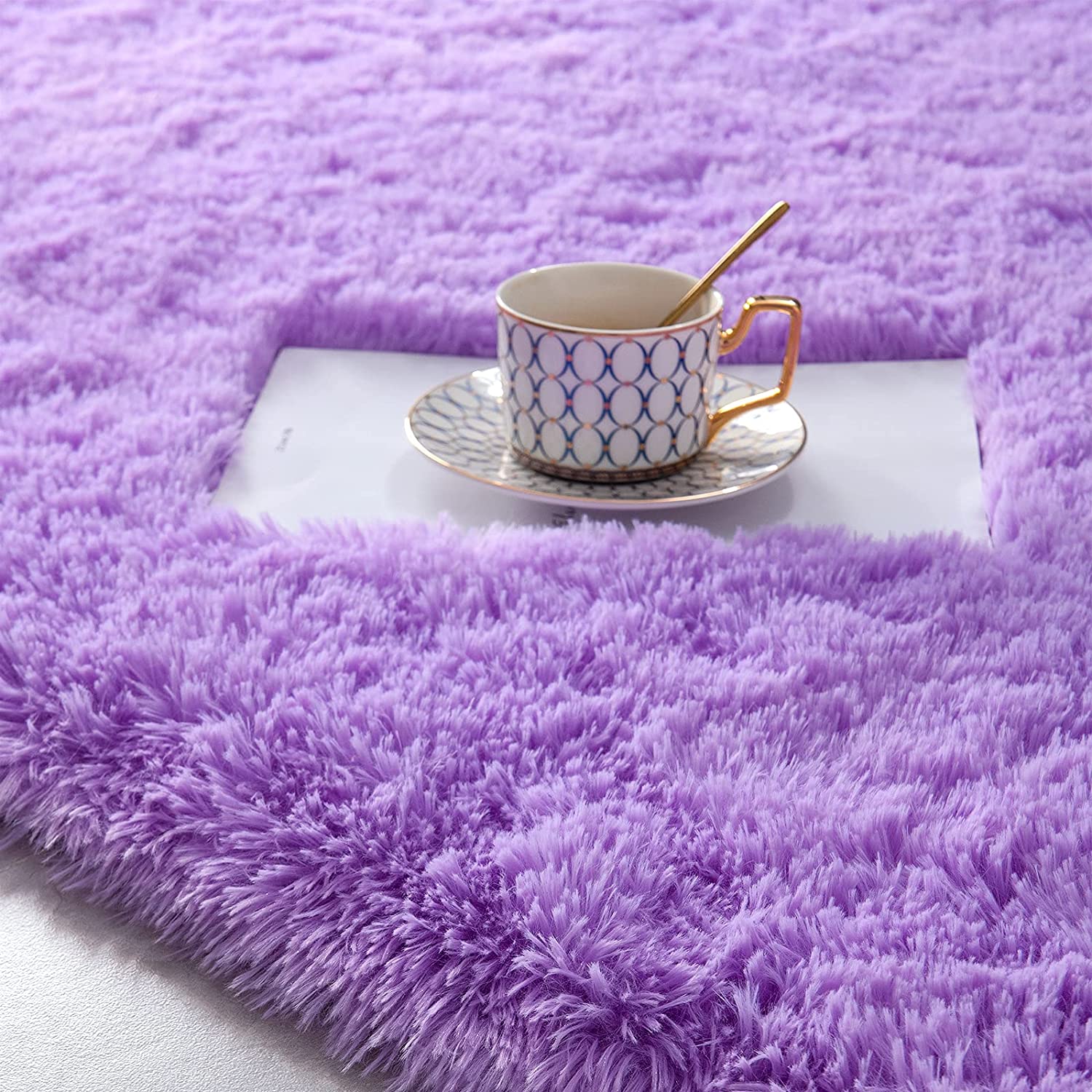 Area Rug Modern Rugs for Bedroom 4x5.3ft in Lavender Purple