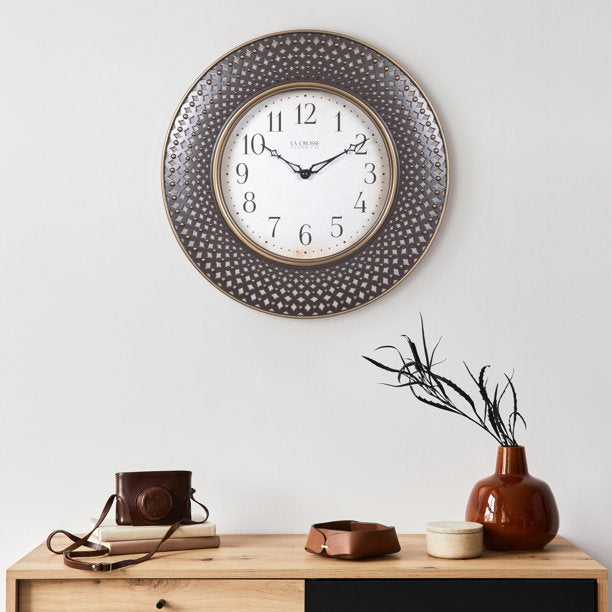Antiqued Brown Lattice Quartz Analog Wall Clock in16 Inches