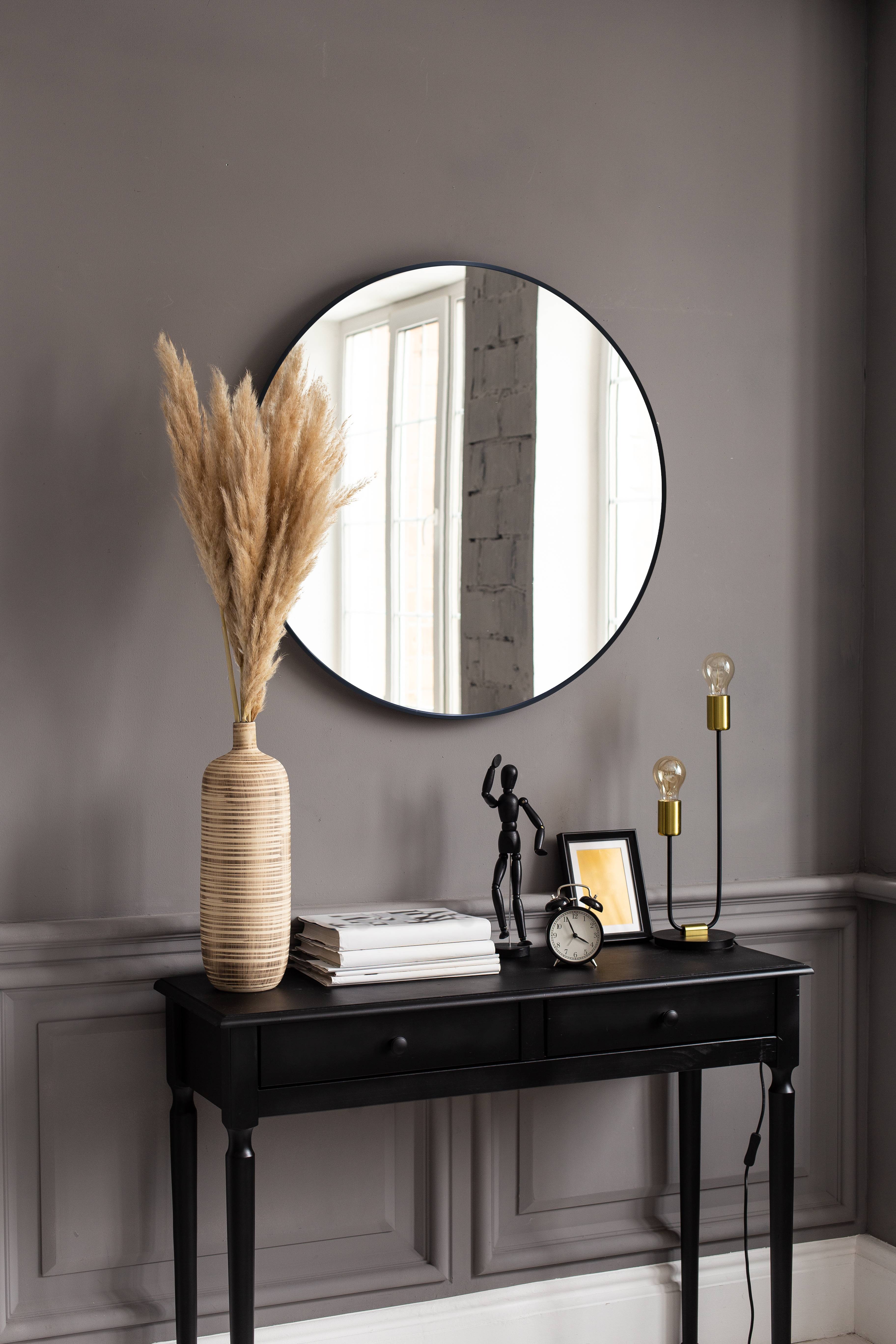 Mirror Round Wall 32 Inches Dimension in Black