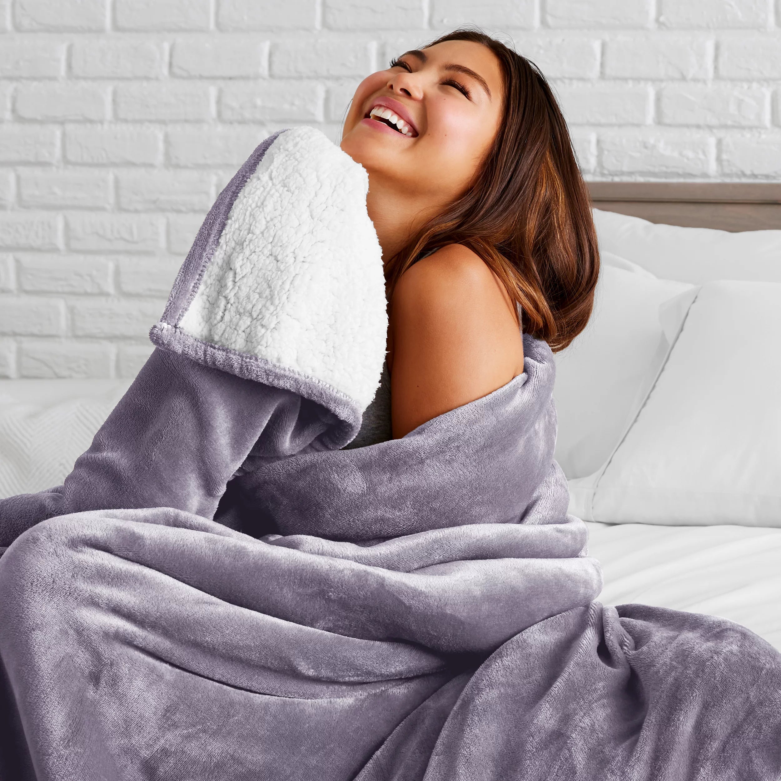 Blanket Sherpa Reversible in Dusty Purple Twin or Twin XL