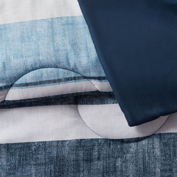Bed in a Bag Blue Stripe in 8 Pieces Queen Size