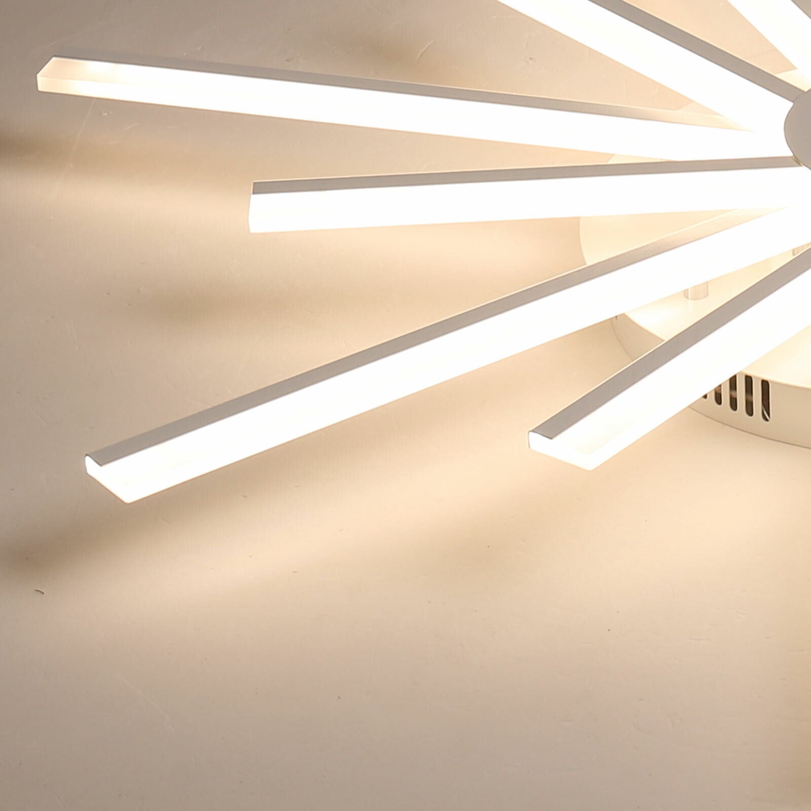 Ceiling Light 12 Light Remote Lamp in White